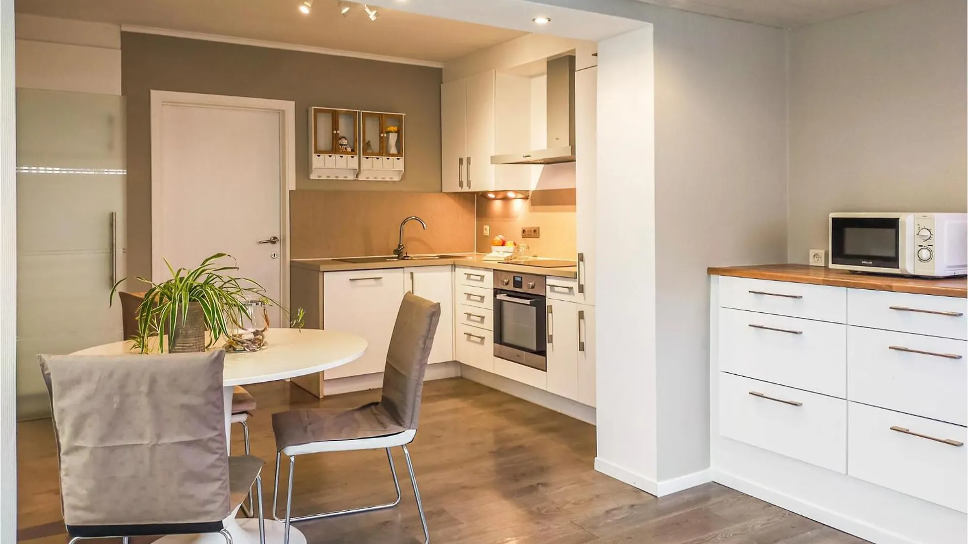 3 Bedroom Pet Friendly Home In Bredene Belgium