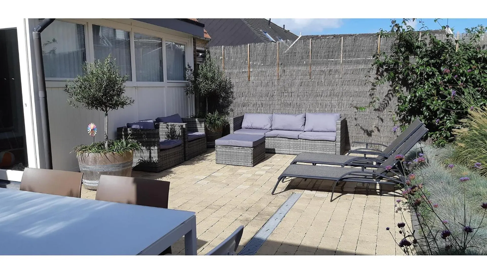 3 Bedroom Pet Friendly Home In Bredene Belgium